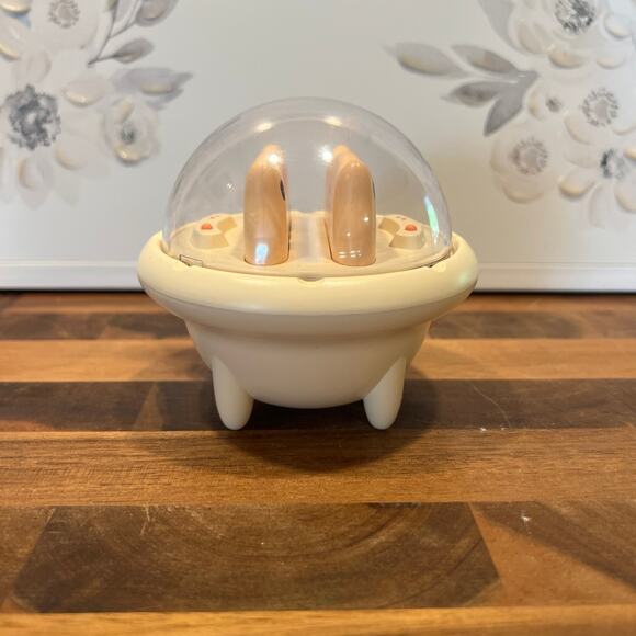 Cat Spaceship iPhone Portable Charger Set - Picture 7 of 12